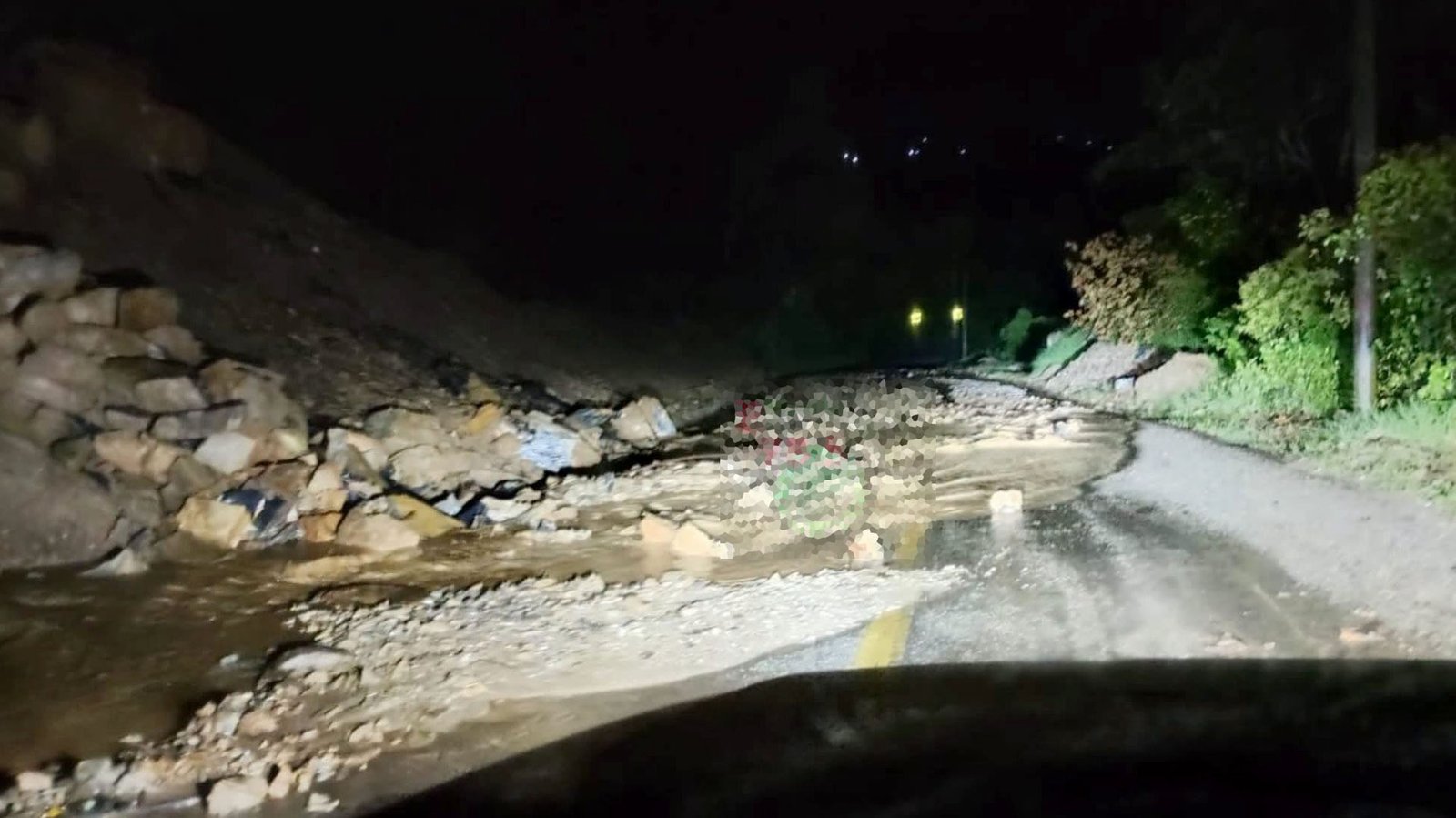Lluvias causan daños y cierre parcial en carretera Huautla–Teotitlán