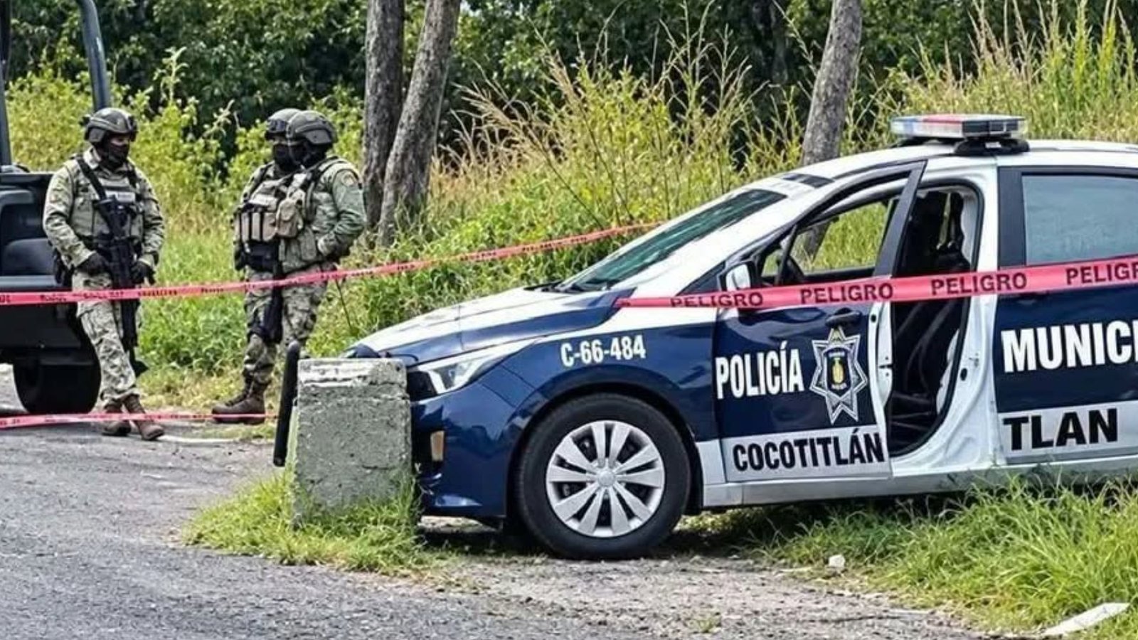 Ataque a patrulla municipal deja un policía muerto