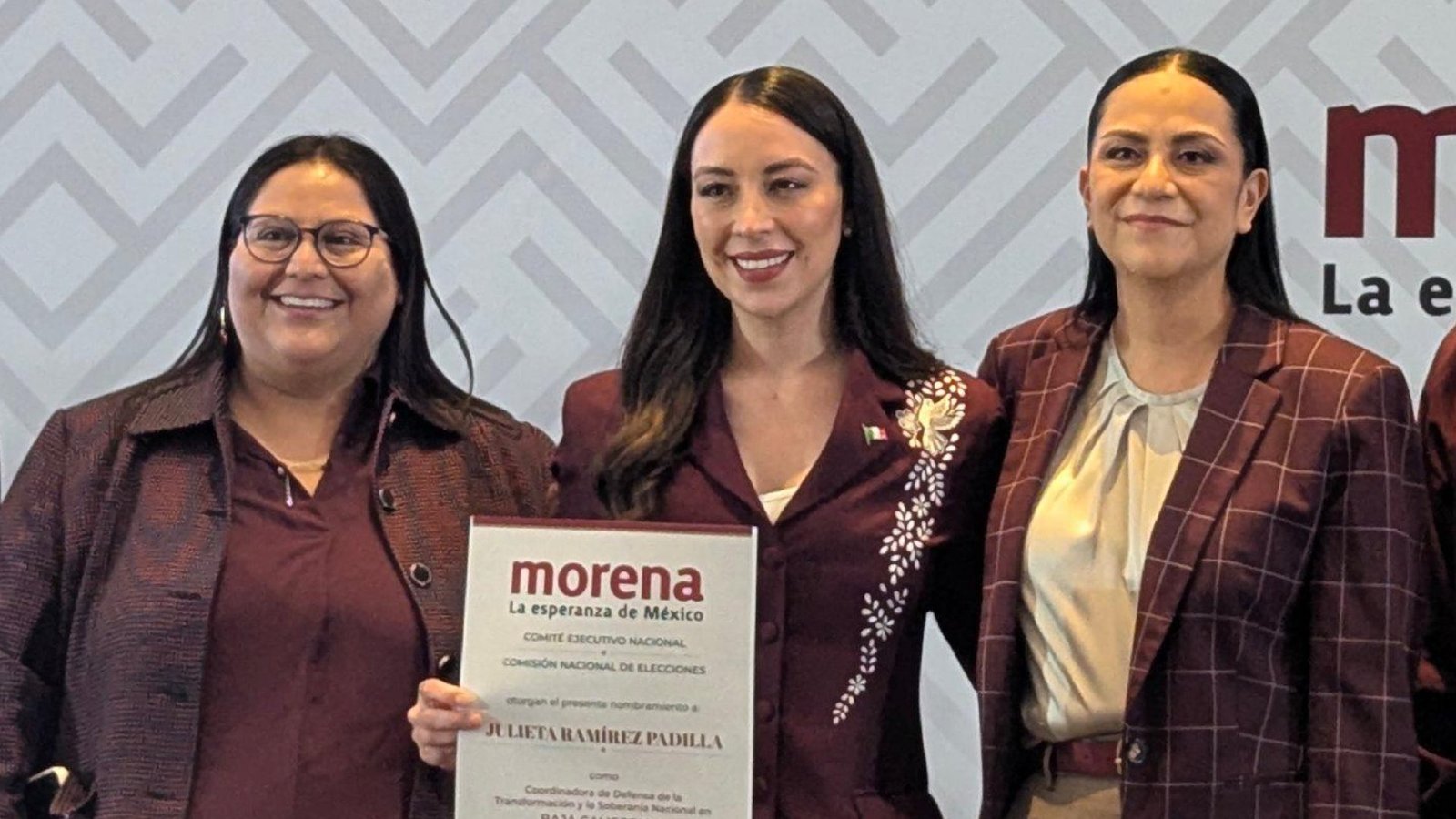 Aspirante de Morena cercana a narcotraficante: Ariadna Montiel la respalda